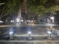 Toit incliné Bollard remontant rétractable Travaillant avec porte de poutre Pour la sécurité d'entrée