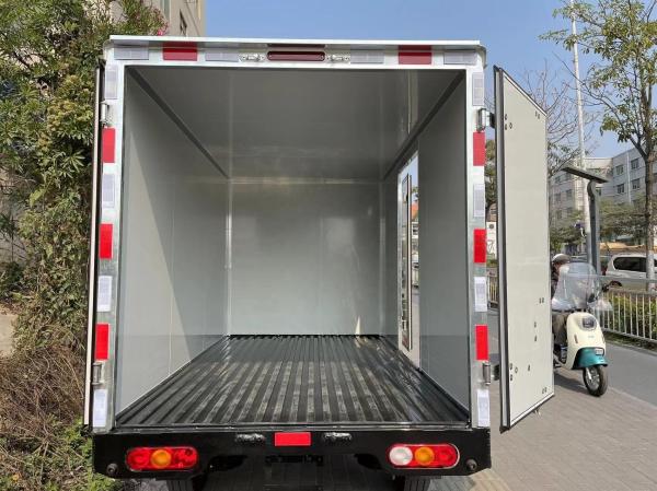 FeiDi Pure Electric Light Box Truck cerrado con 260km de alcance 4010*1750*380mm 2 asientos