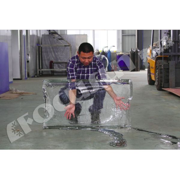 Transparent Block Ice Making Machine 15kg Weight for ICE BLOCK Carving Creations