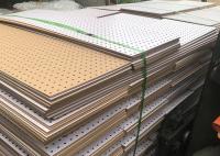 MDF Pegboard do supermercado 800KG/M3 com diâmetro de furo do gancho 5mm