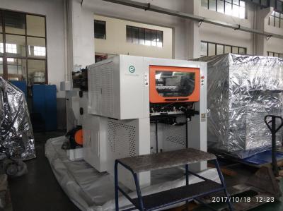 O PLC controla a folha automática que carimba a máquina cortando