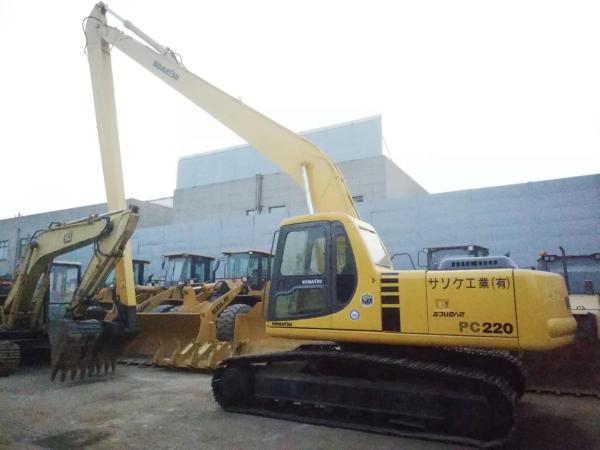 20Ton Second Hand Excavator In Good Condition With Motor PC200 PC220