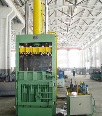 Operação fácil manual segura de empacotamento vertical da máquina da pressão diferente