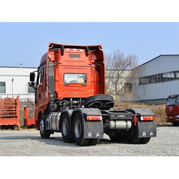 FAW Jiefang J6V Heavy Truck 520HP 6X4 Automatic Gear Traction Truck Head with ABS