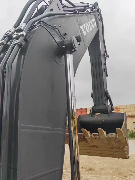 Energy Used Volvo Excavator Volvo EC350 Excavator 35ton 2022 Year 2.53m3 Bucket Capacity Low Fuel Consumption Easy to Operate Comfortable Cab Stable Design
