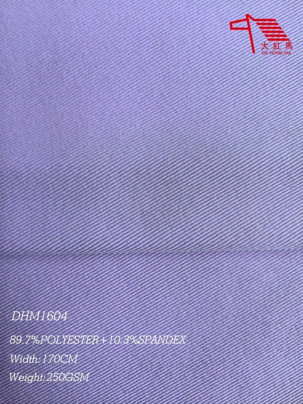 Twill Polyester Spandex Fabric 4 Way Stretch Moisture Wicking Wind Resistant 250GSM for Sportswear