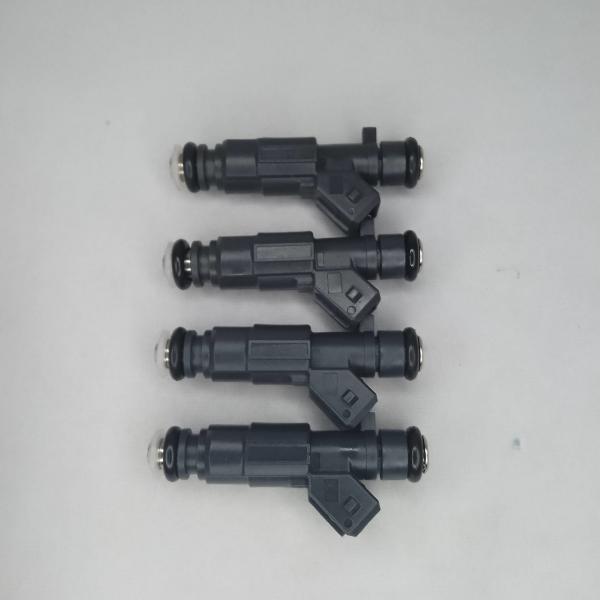 F 01R 00M 109 Bosch Fuel Injector Parts For Great Wall Haval H6 Tengyi C30 C50 Jiayu V80 1.5T
