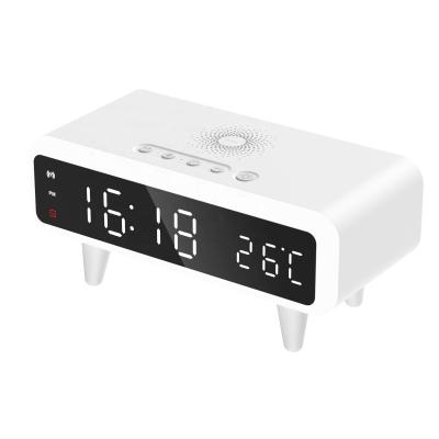Night Light Qi Wireless Charger Clock High Efficiency  CE Certified