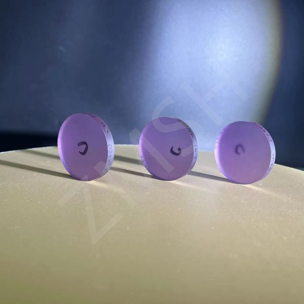 Белый мойсанит кристаллы SiC чисто прозрачные сверхжесткие для ювелирной промышленности