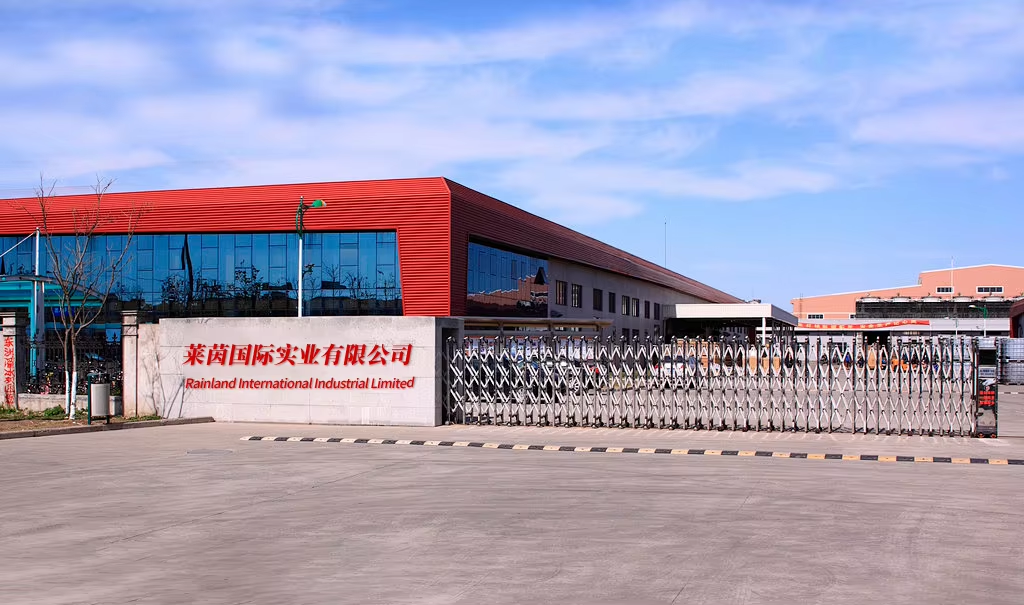 OEM Brand 2200g +70g Canned Tomato Paste 6 Tins Each Organic for Cooking