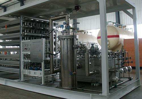 Скид насоса ДОЛГОТЫ заполняя установил оборудование с простой деятельностью 5-60m3/h