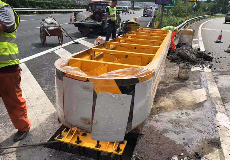 ISO9001 2008 Сертифицированный барьер безопасности дорожного движения для транспортной инфраструктуры