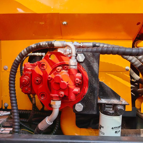 Вторая рука экскаватор Hyundai 220-9s 22 тонны 1950кВт