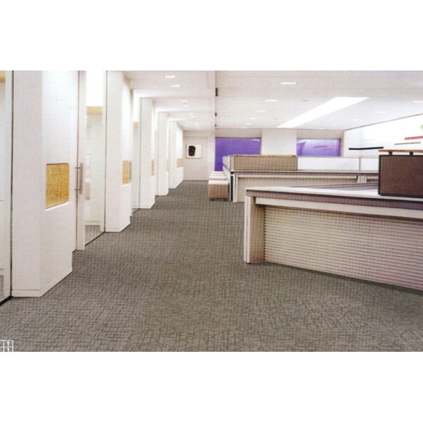 Куча петли проложила плитки ковра, полипропилен проложенный ковер