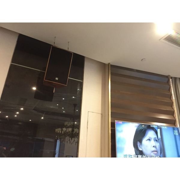 400W Nightclub Sound System 1