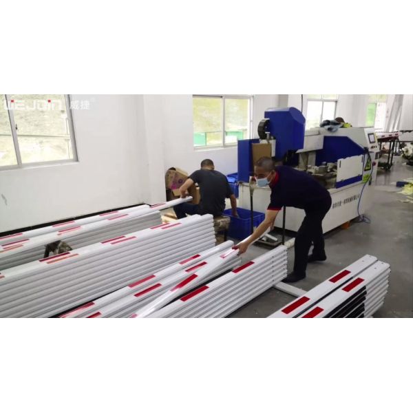 Straight Outdoor Automatic Boom Barrier Gate 120W Waterproof