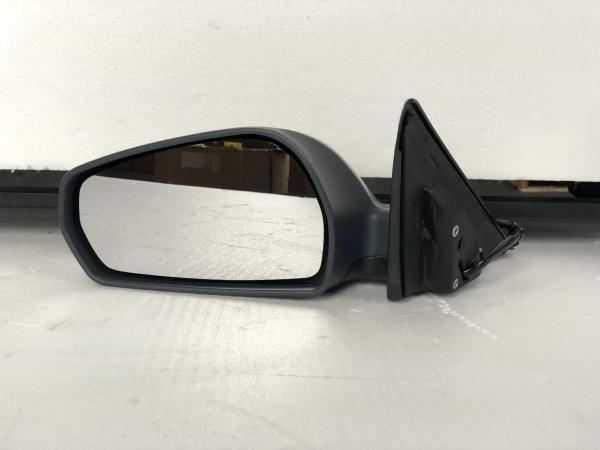 Replacement Automotive Body Parts Left Rearview Mirror Outer 30000384 For MG6