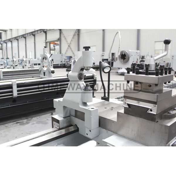 Heavy-Duty Workpiece Heavy Duty Machining 7355x1393x1537 mm Horizontal Lathe Machine