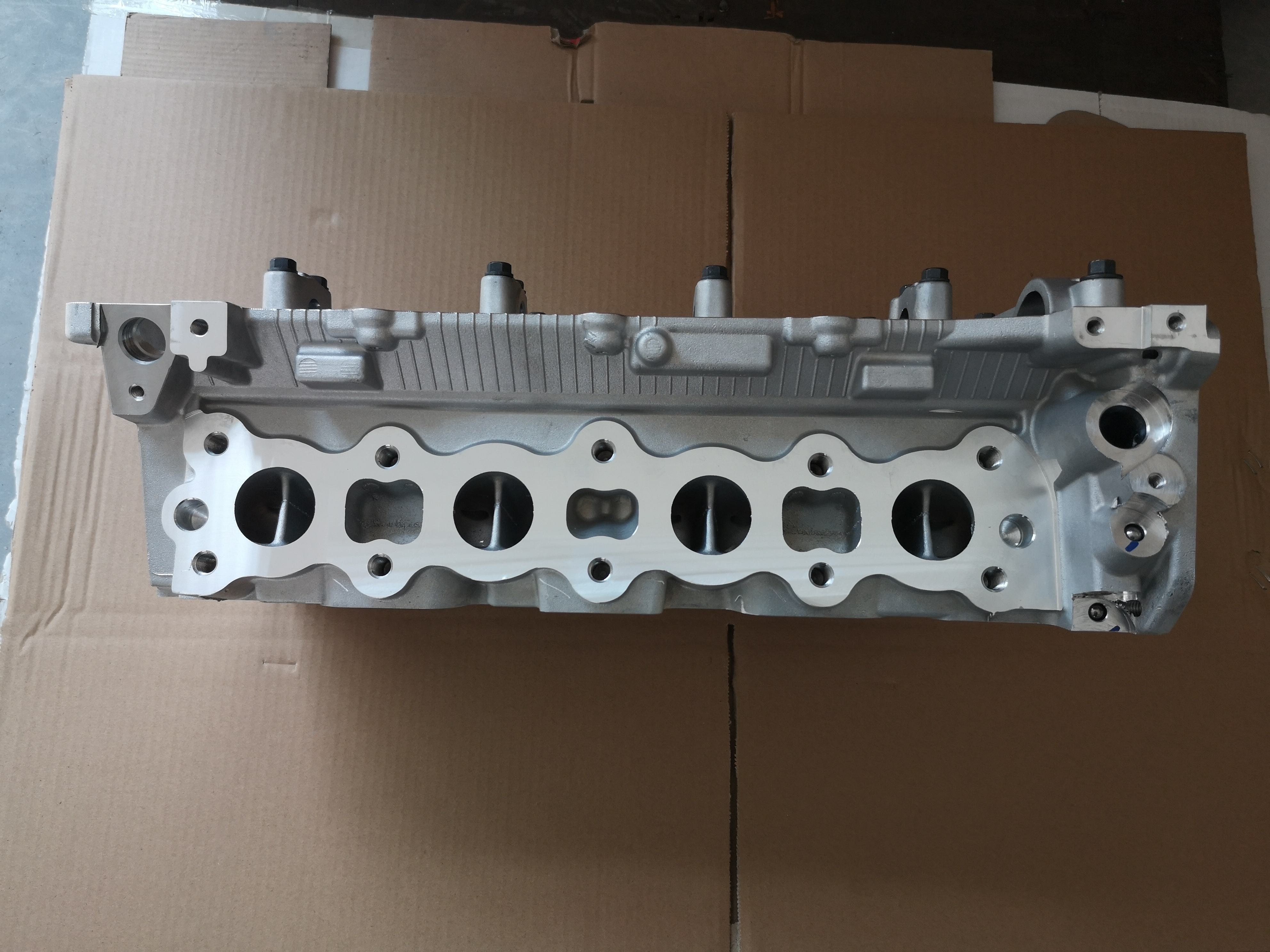 22100-2G051 G4KE DUAL VVT Алюминиевая цилиндровая головка Grand Starex / Sonata YF IX35