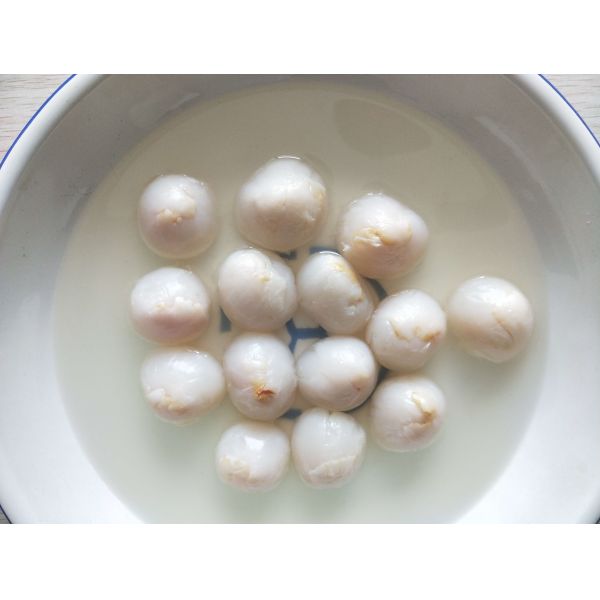 Весь/сломанный законсервированный плод, подгонянный логотип Лыче тропического плода Лыче