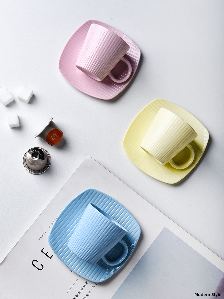 Деловые подарки Погода Устойчивая фарфоровая кофейная кружка 90CC Эспрессо Керамическая чашка