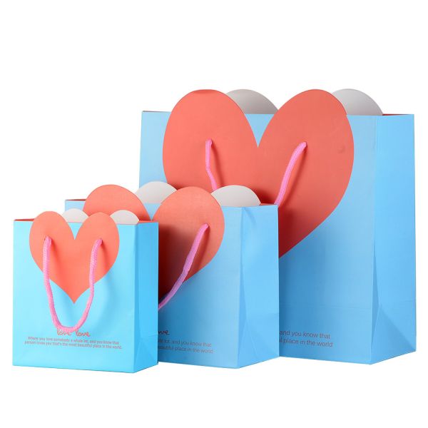 Heart Shape Retail Paper Shopping Bags / Promotional Gift Bags With Cotton Rope Handle