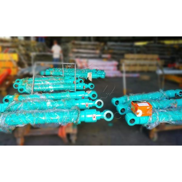 Kobelco SK210-6E SK210-6 SK210-8 Excavator Hydraulic Arm Cylinder YN01V00151F2 YN01V00132F4