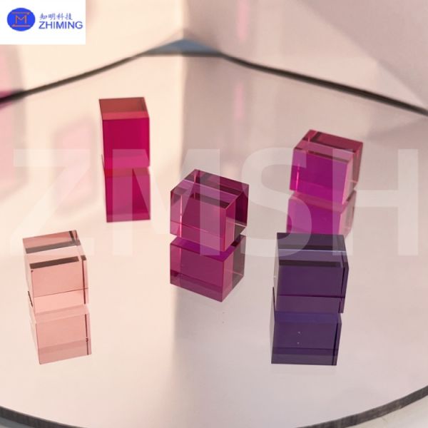 Piedra preciosa de laboratorio de color rosa de Sakura Material de zafiro de color crudo Alta transparencia