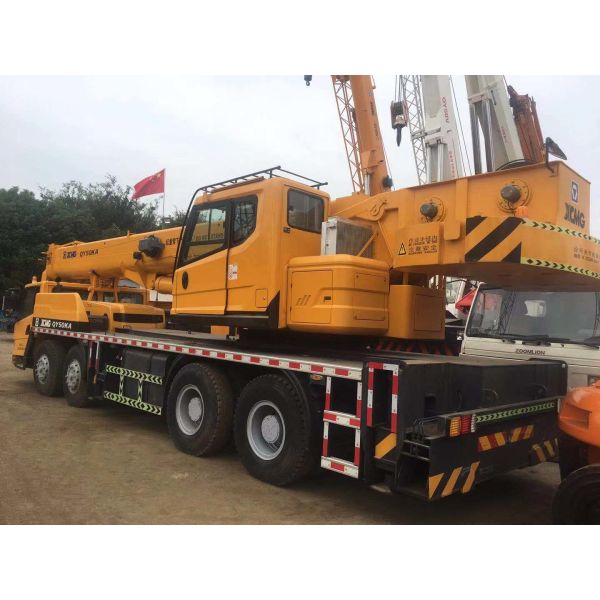 used truck mounted crane Truck Crane With 5-arm Boom Style and 36m Jib Length 	35 ton truck crane used crane truck