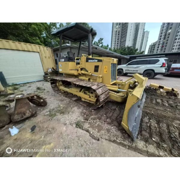 Original Color Used Komatsu D31P-20 Mini Bulldozer Hot Sale In Asia