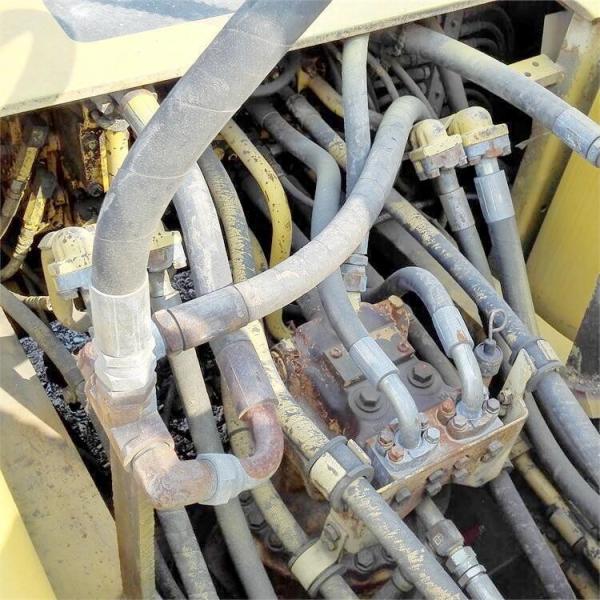 cilindro hidráulico de segunda mão original de 7 toneladas escavadeira Komatsu usada PC200 PC210 PC220