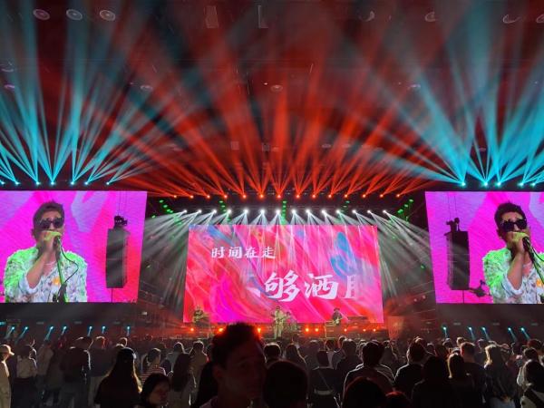 Outdoor Full Color LED Display - 1/16S Driving Mode IP65 Waterproof 5000 Brightness