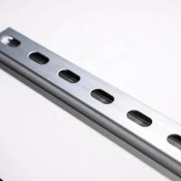 1-3mm resistente a la corrosión empapado en caliente galvanizado canal de apoyo en forma de canal de acero ligero estructura de apoyo