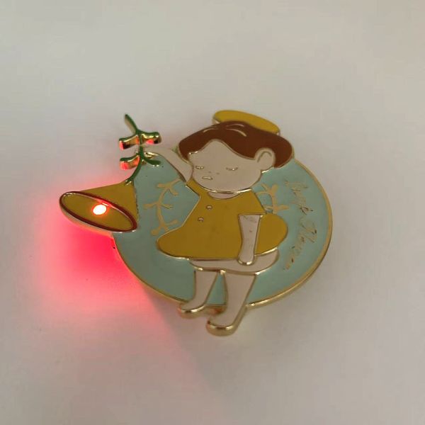 Custom LED pin badge Fashional Promotional Cheap Led Badge lapel pin