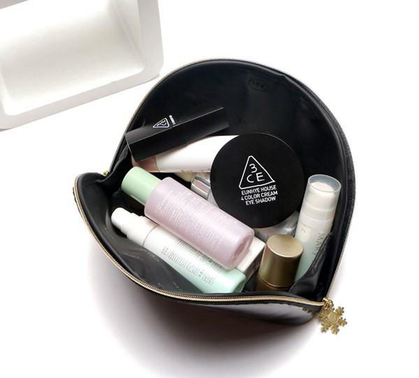 SGS Custom Cosmetic Bags For Ladies , Black Soft PU Leather Makeup Organizer Bag