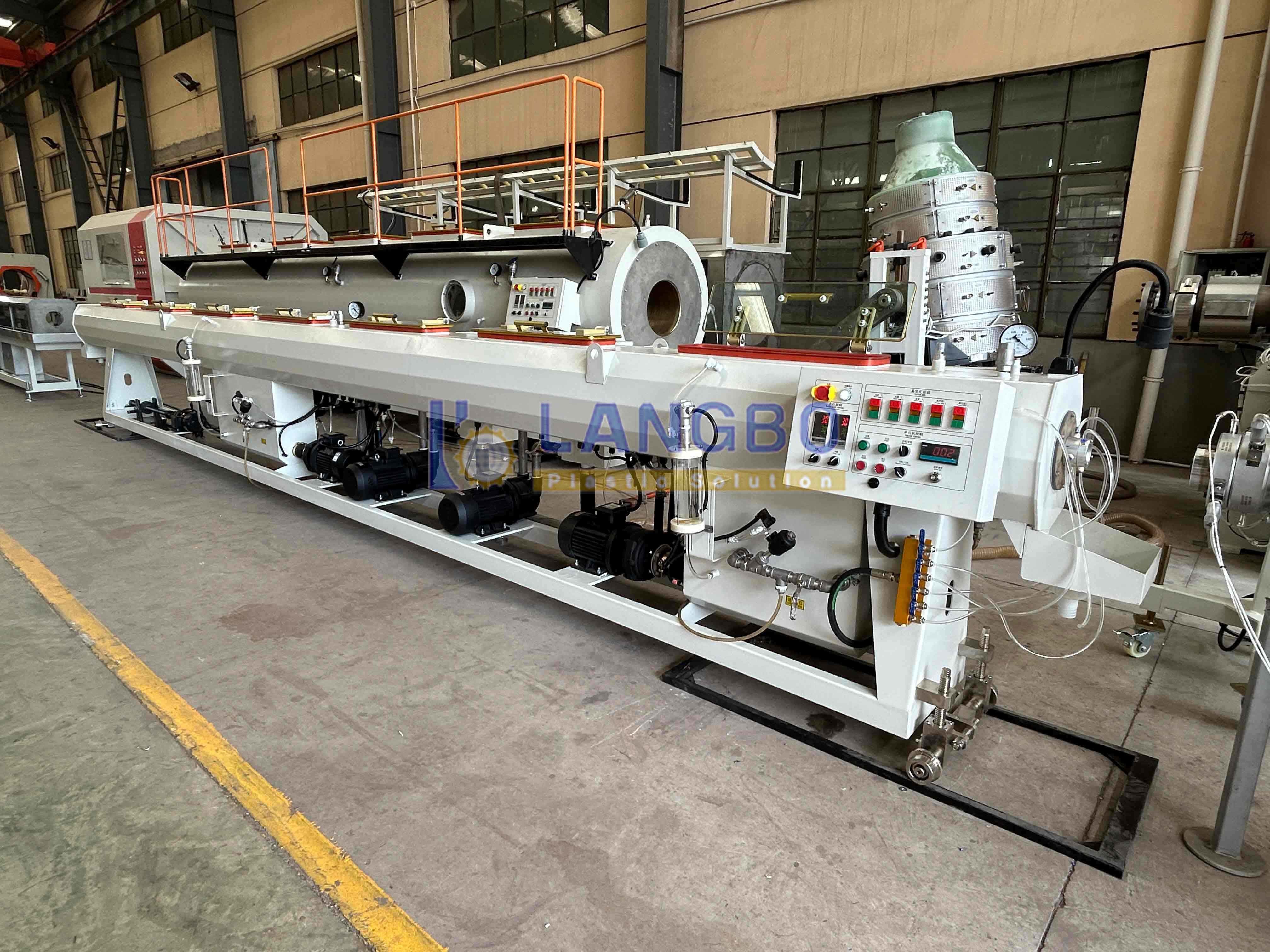 PE Pipe Extrusion Line Providing High Output Capacity And Uniform Pipe Wall Thickness For Various Industries