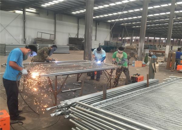 UK standard 38mm vertical tube and horizontal tube 25mm temp construction fence panels 2045mm*3450mm rental fence panels