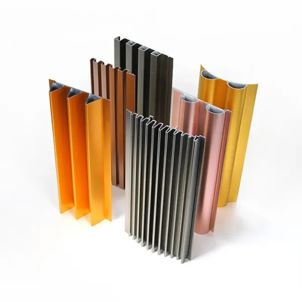 Изготовляя внешнее алюминиевое плакирование стены металла плакирования для фасадов развевает декоративный алюминиевый профиль