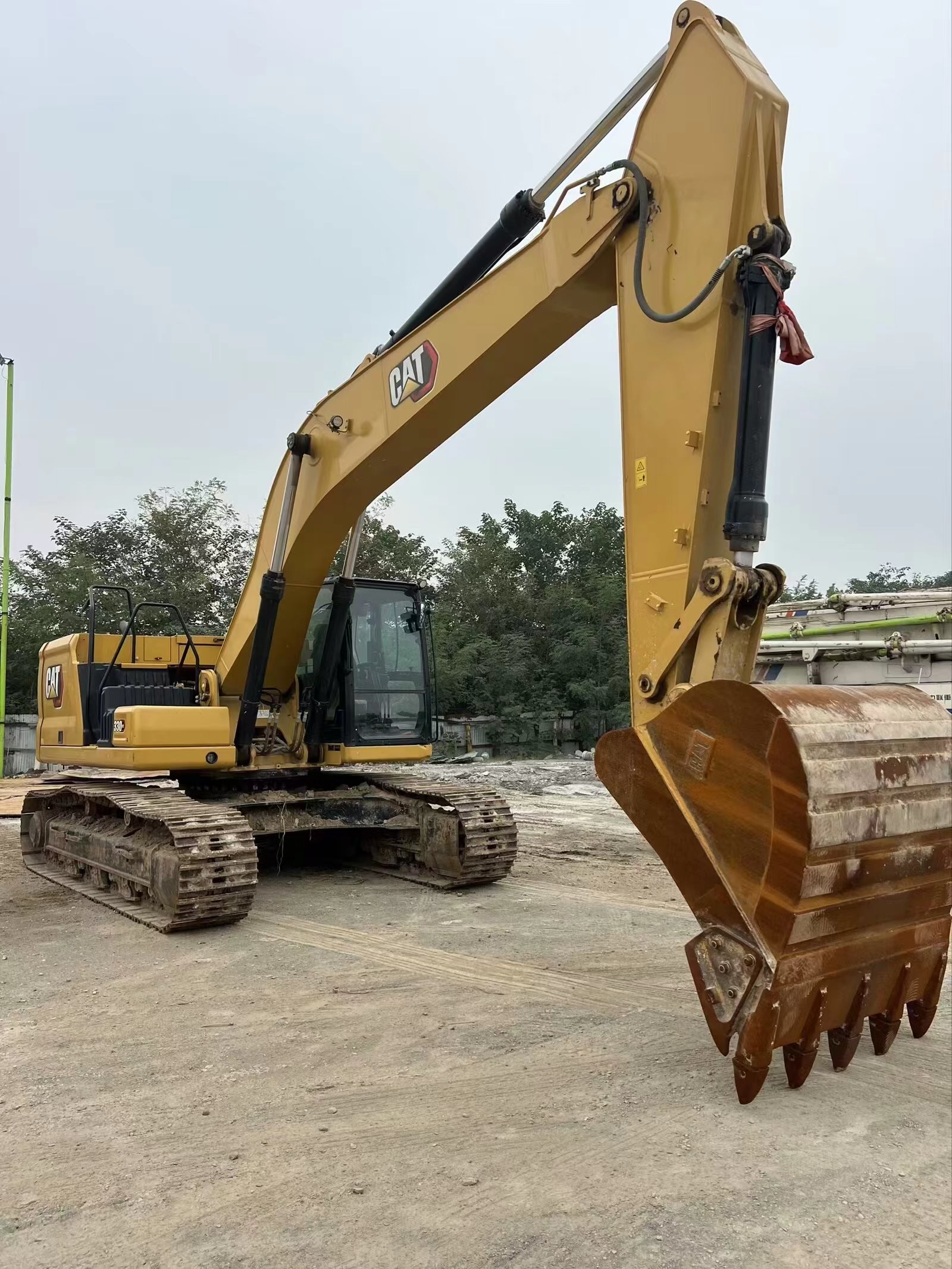 Эксплуатационный экскаватор CAT 330GC, произведенный в Китае, американская марка