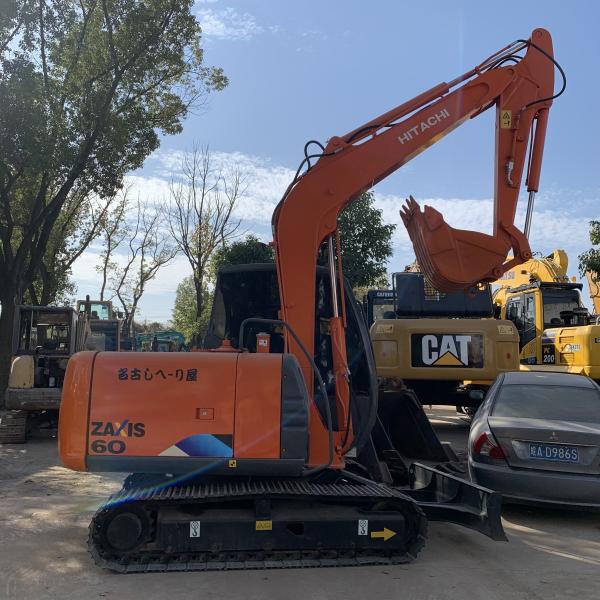 Excavar 6 toneladas de resistente hidráulico com trilhos Hitachi 60 escavadeira de segunda mão, com baixo preço e bom perf de escavação