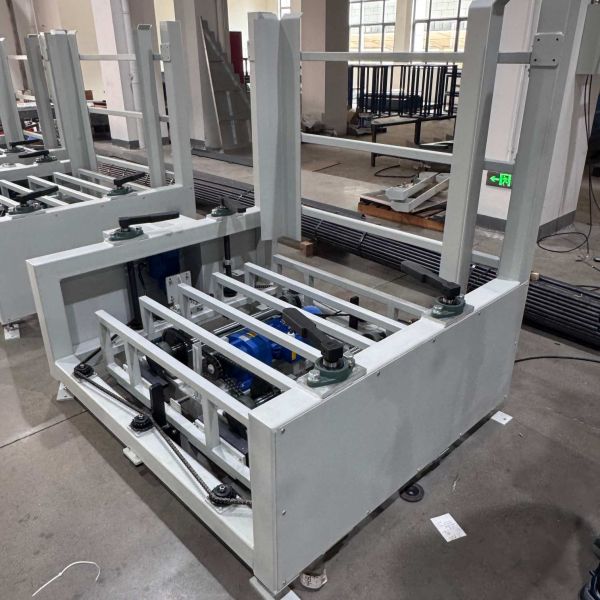 Automated Empty Pallet Destacker Industrial Lifting Equipment For Storage Conveyor