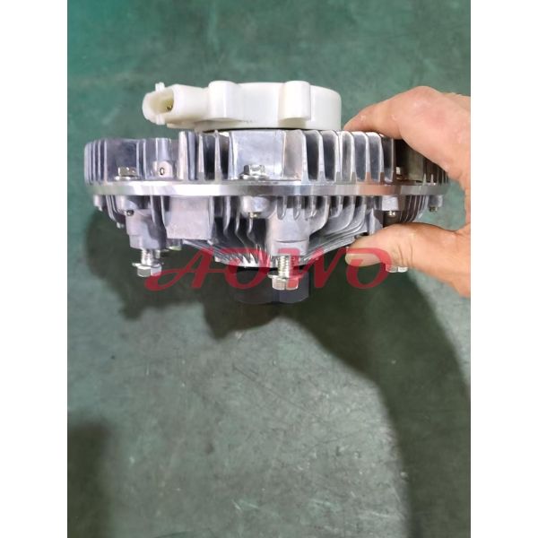 82025803 Viscous Fan Clutch High Efficiency With 100% Aluminum Material