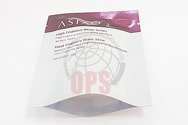 3 Side Seal Cosmetic Packaging Bags Laminated Al Eco-Friendly 0.08 - 0.2Mm Thickness