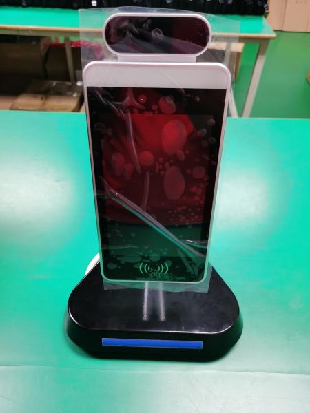Table Top Standing 8 Inch Facial Recognition Android Tablet Support USB Ethernet DC 12V RS485 Wiegand