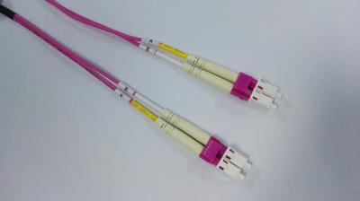 Patchcord material do pVC FTTH LC do cabo de remendo da fibra ótica da manutenção programada milímetro LC OM4