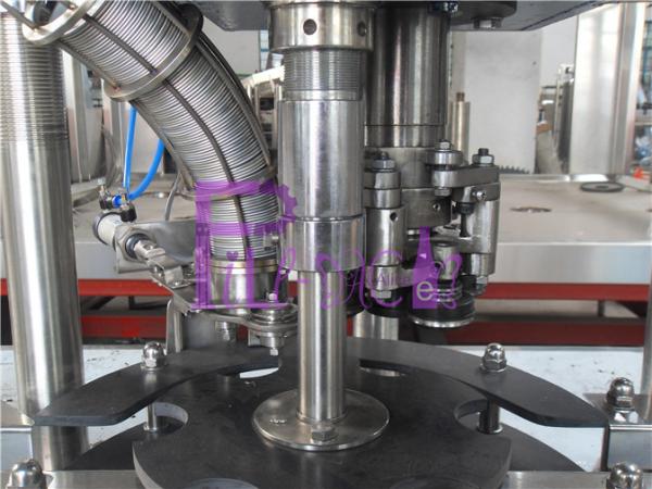 A máquina do enchimento de lata de alumínio do refresco, anúncio publicitário pode equipamento da selagem
