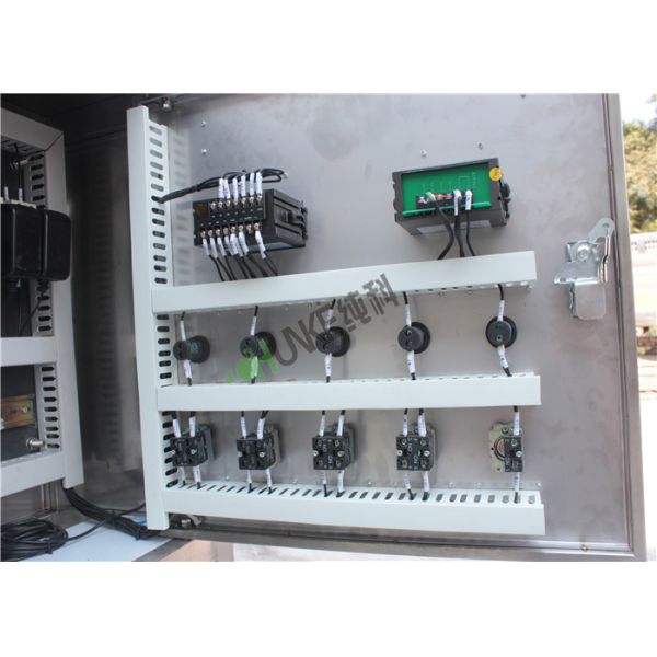 Reverse Osmosis Water Treatment Machine / Water Desalination Plant / Water Purifying Machine