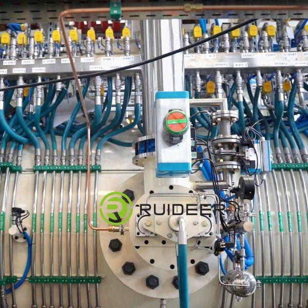 Graphite Heating Element High Temperature Vacuum Furnace Design Temperature 1200-2500°C Customizable for 10-15T Capacity