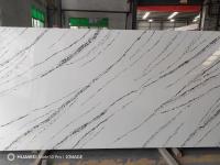 Le quartz de noir de la rivière AB70713 a poli les dalles en pierre 3200x1600mm pour des partie supérieure du comptoir de cuisine