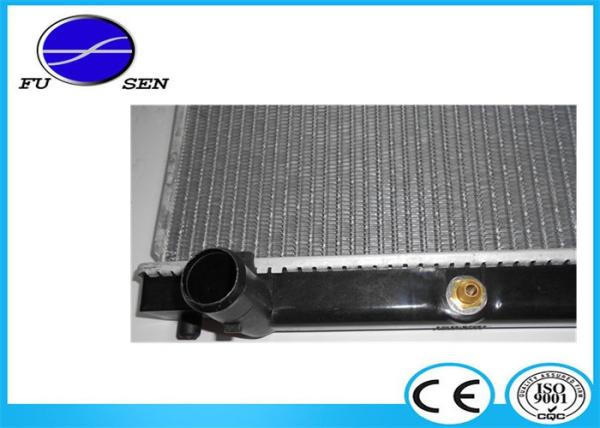 Plastic Tank Toyota Car Radiator Easy Installation OEM / ODM Acceptable